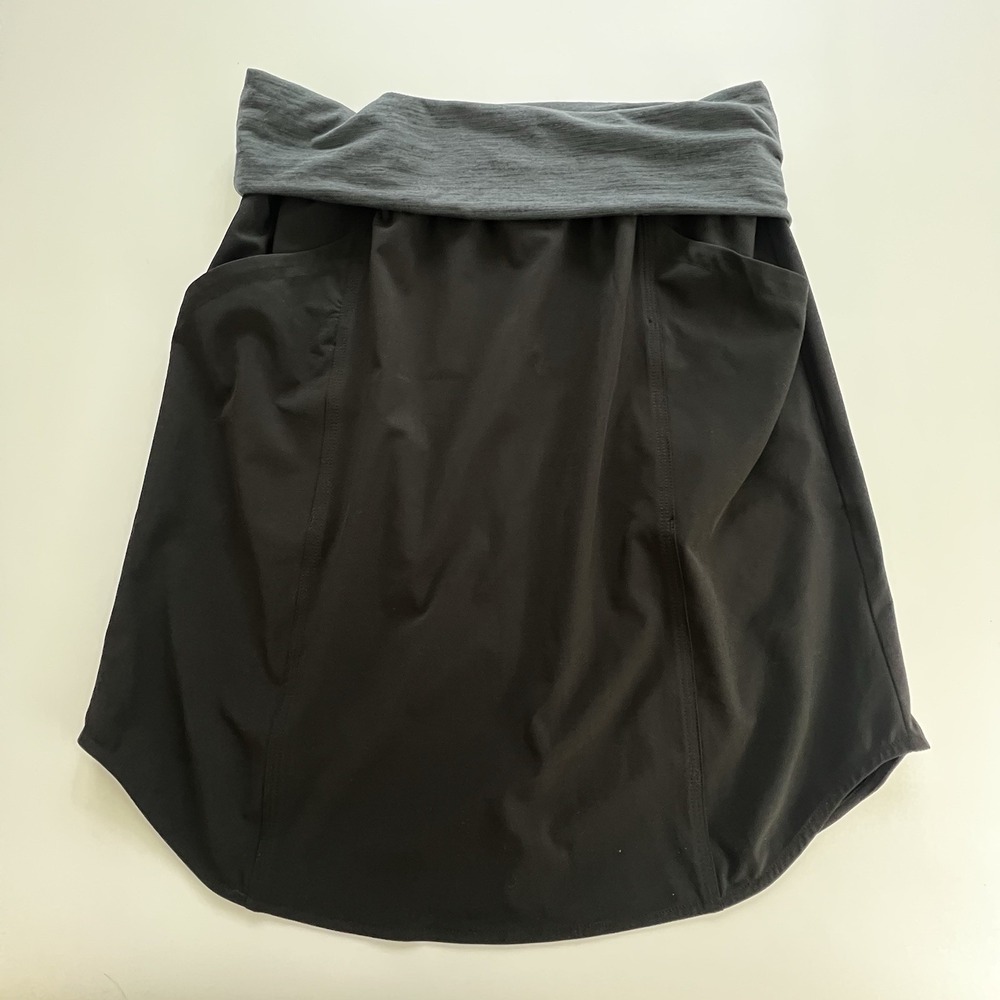 prAna Womens Athletic Skirt Medium Black Breathe Stretch Golf Hiking Travel M